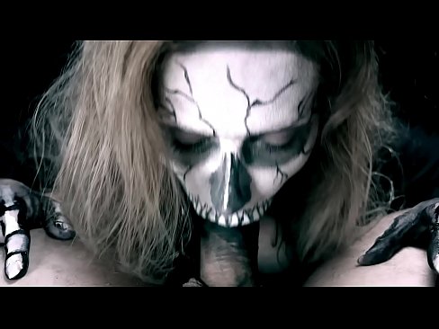 ❤️ Demon djevojka siše kurac svojim crnim ustima i guta spermu. ❤ Kvalitetan seks u pornografiji hr.myastro.top ❌❤